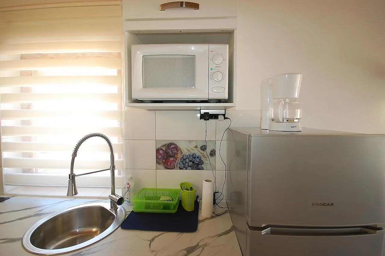 Apartment Bedenikovic By El-Pi Tours Malinska 0*,  Croatia